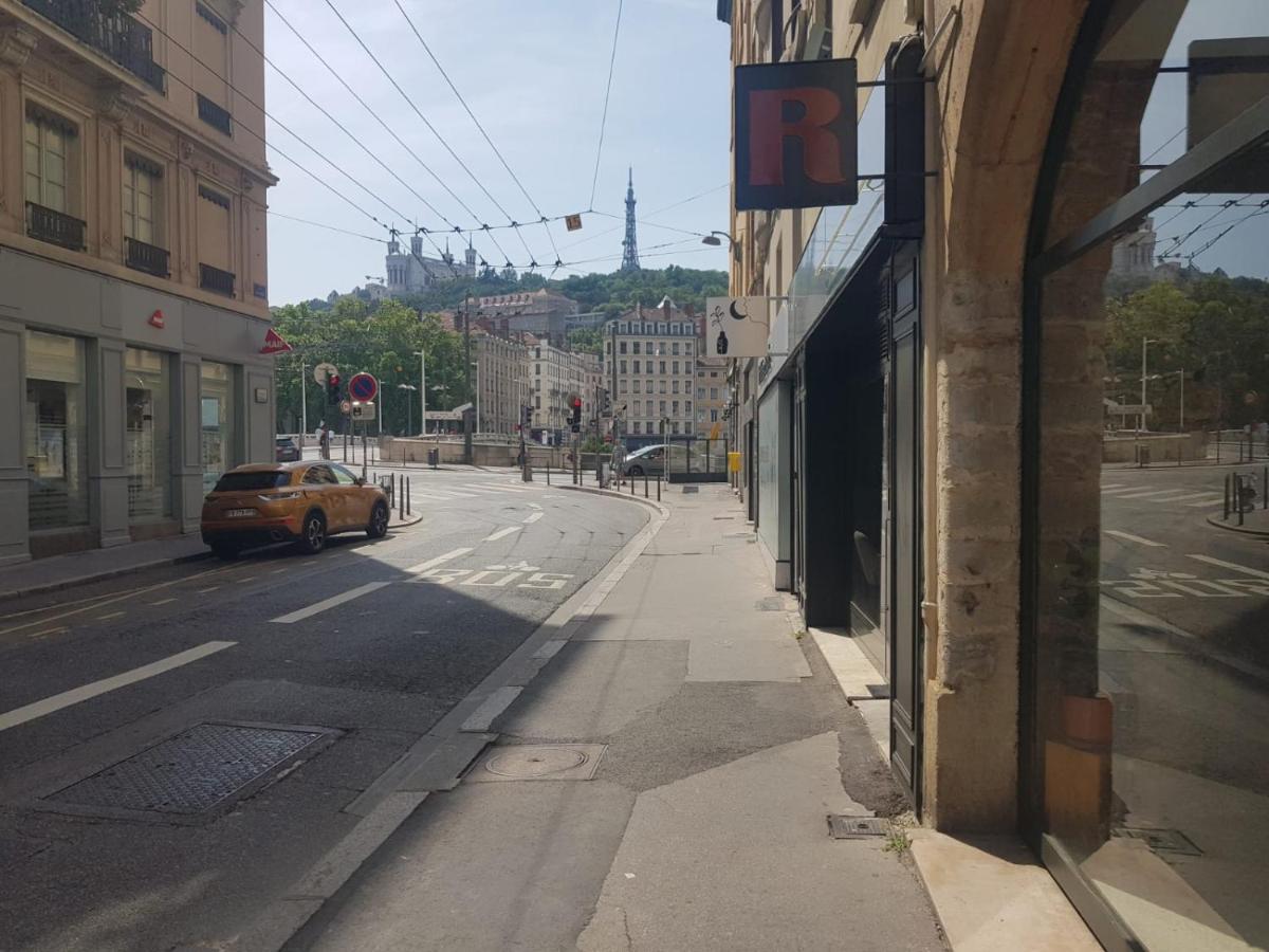 Bnbgones - Le Saint Vincent- Hypercentre Wifi Netflix Lyon Exterior photo